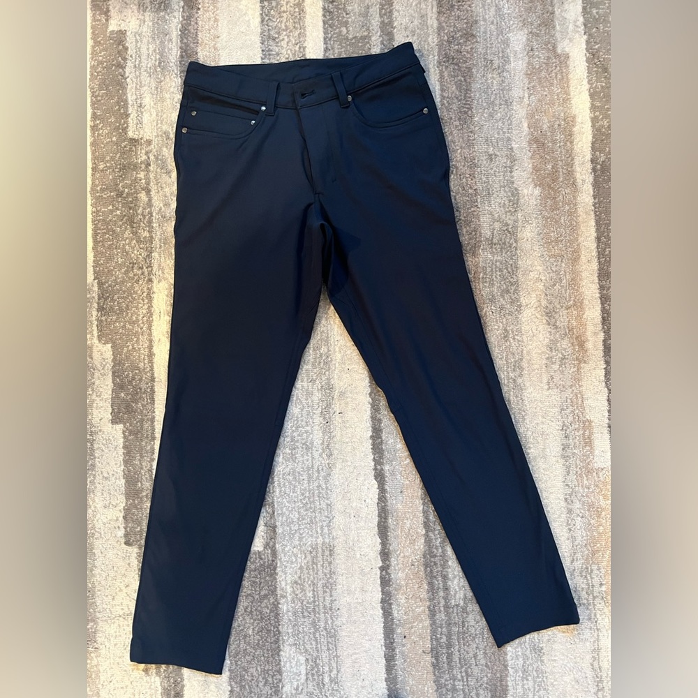 Lululemon ABC Skinny Pants in Navy Blue 28x28